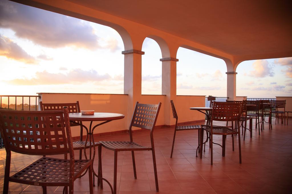 Abbaidda Hotel Valledoria  Exterior photo